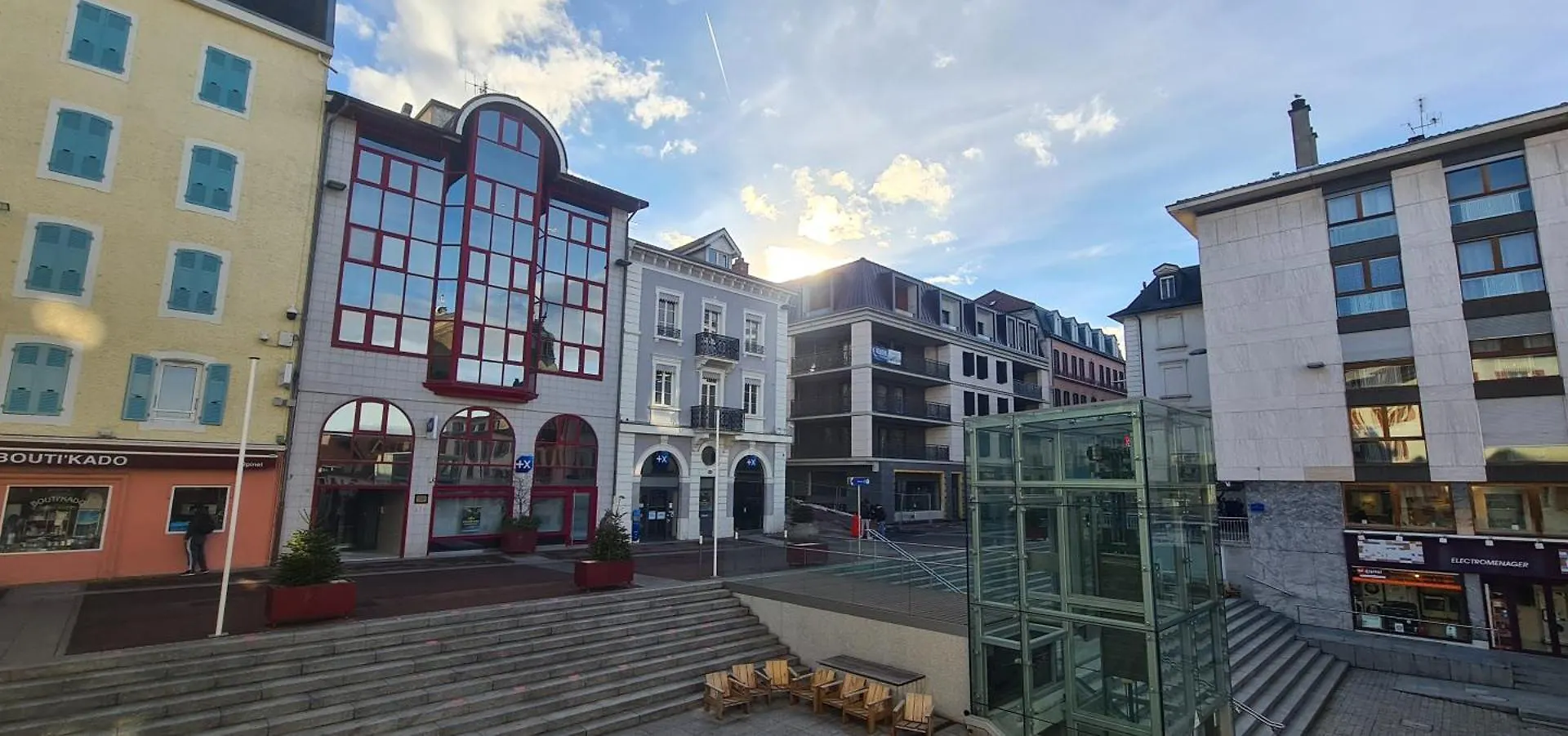 Grand Appartement Les Lumieres D'Evian 0*, Évian-les-Bains